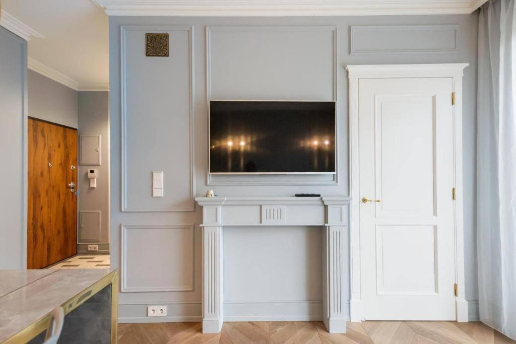 Luxury Garden Apartment Varşovia Exterior foto
