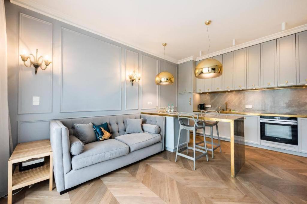 Luxury Garden Apartment Varşovia Exterior foto